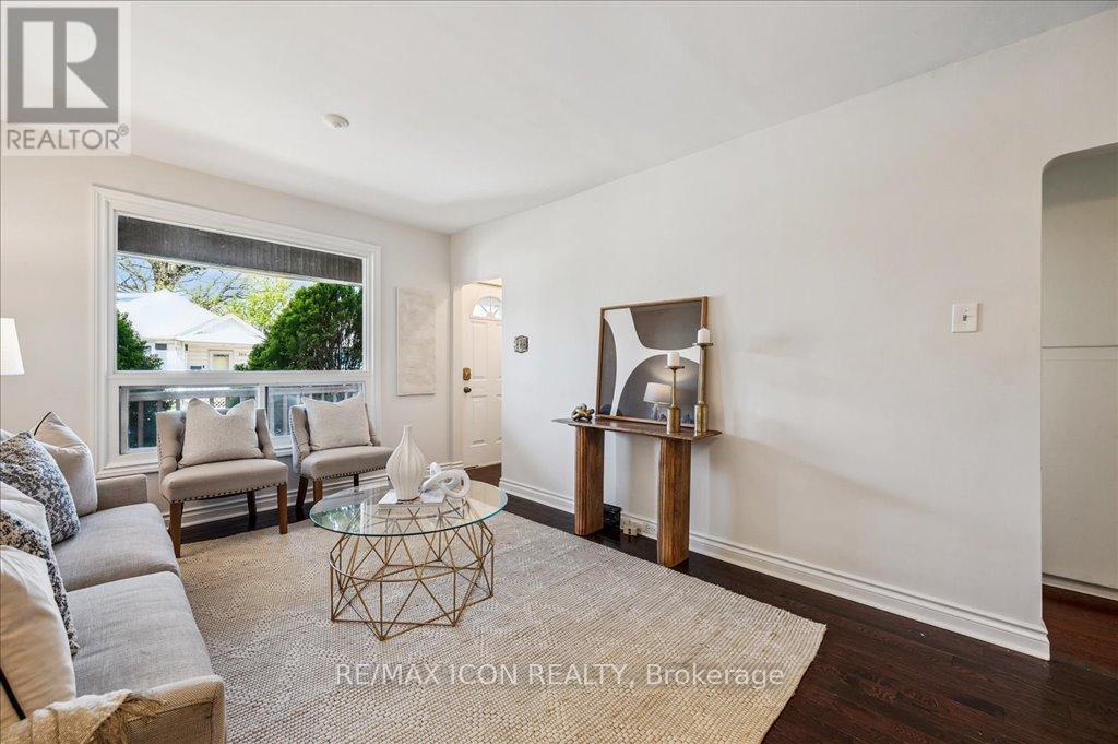 Photo 8 of 356 Fairfield Avenue, Hamilton ON