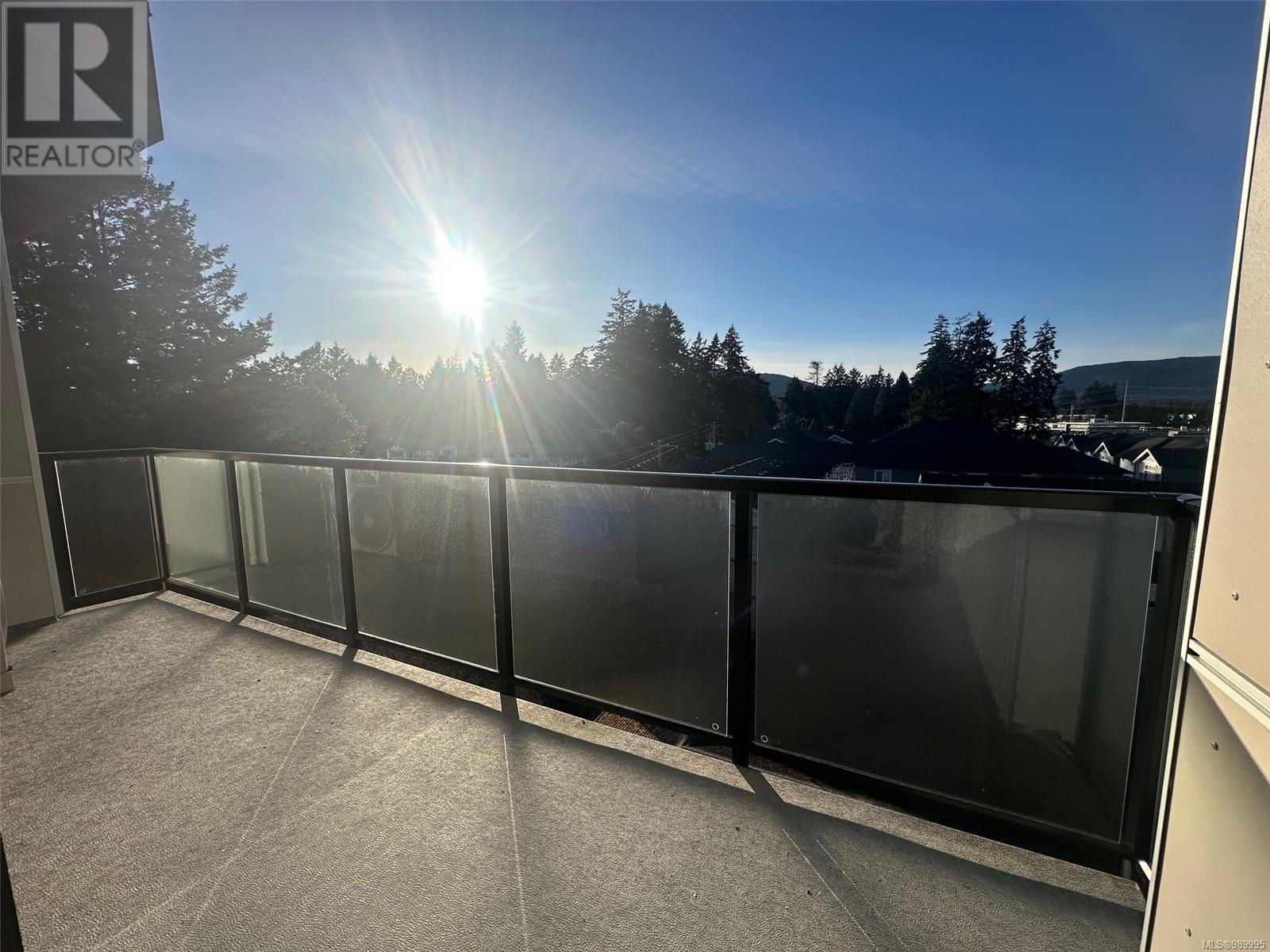 505 924 Jenkins Ave, Langford real estate listing 989995