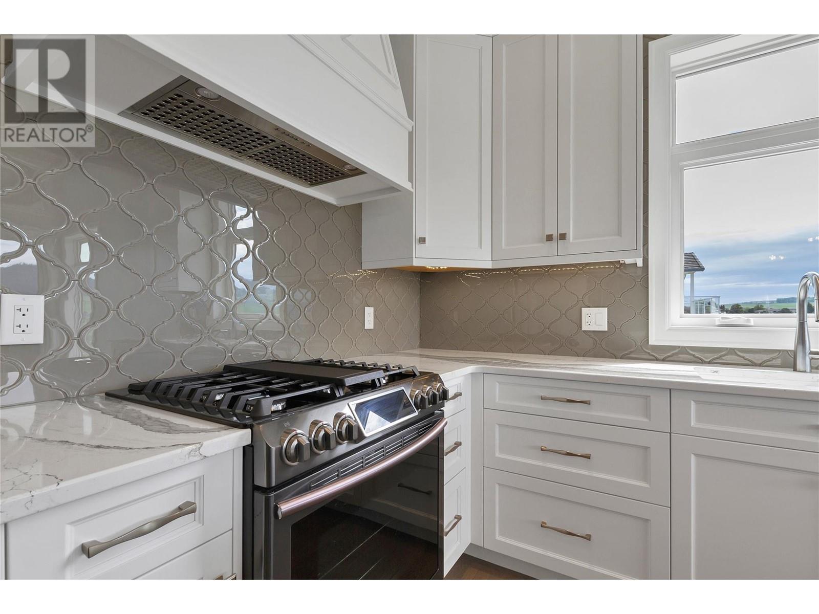 7091 Jasper Drive, Vernon