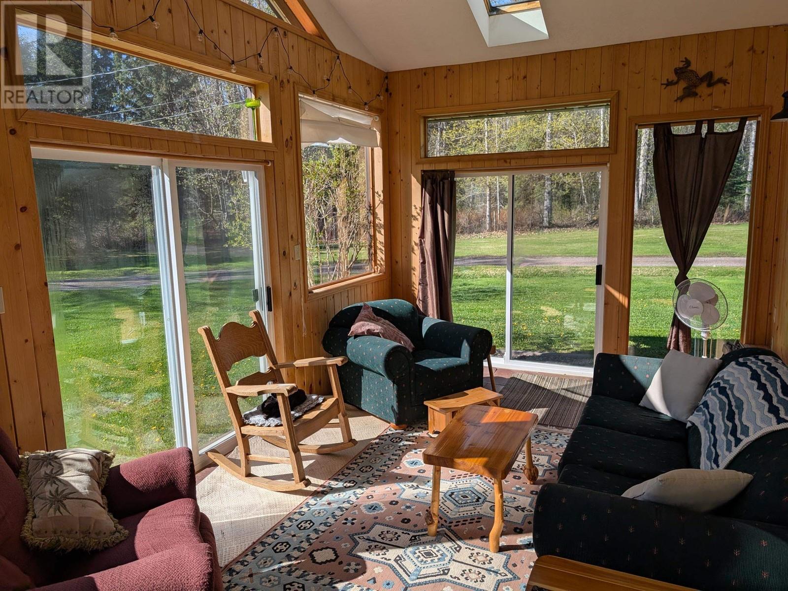 6865 LAKE KATHLYN Road, Smithers