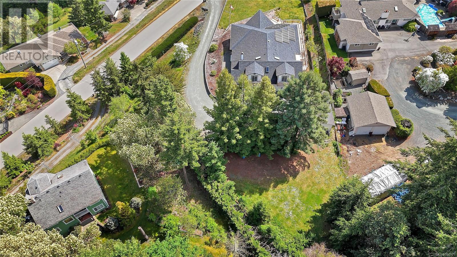  6572 Bird's Eye Drive, Duncan
