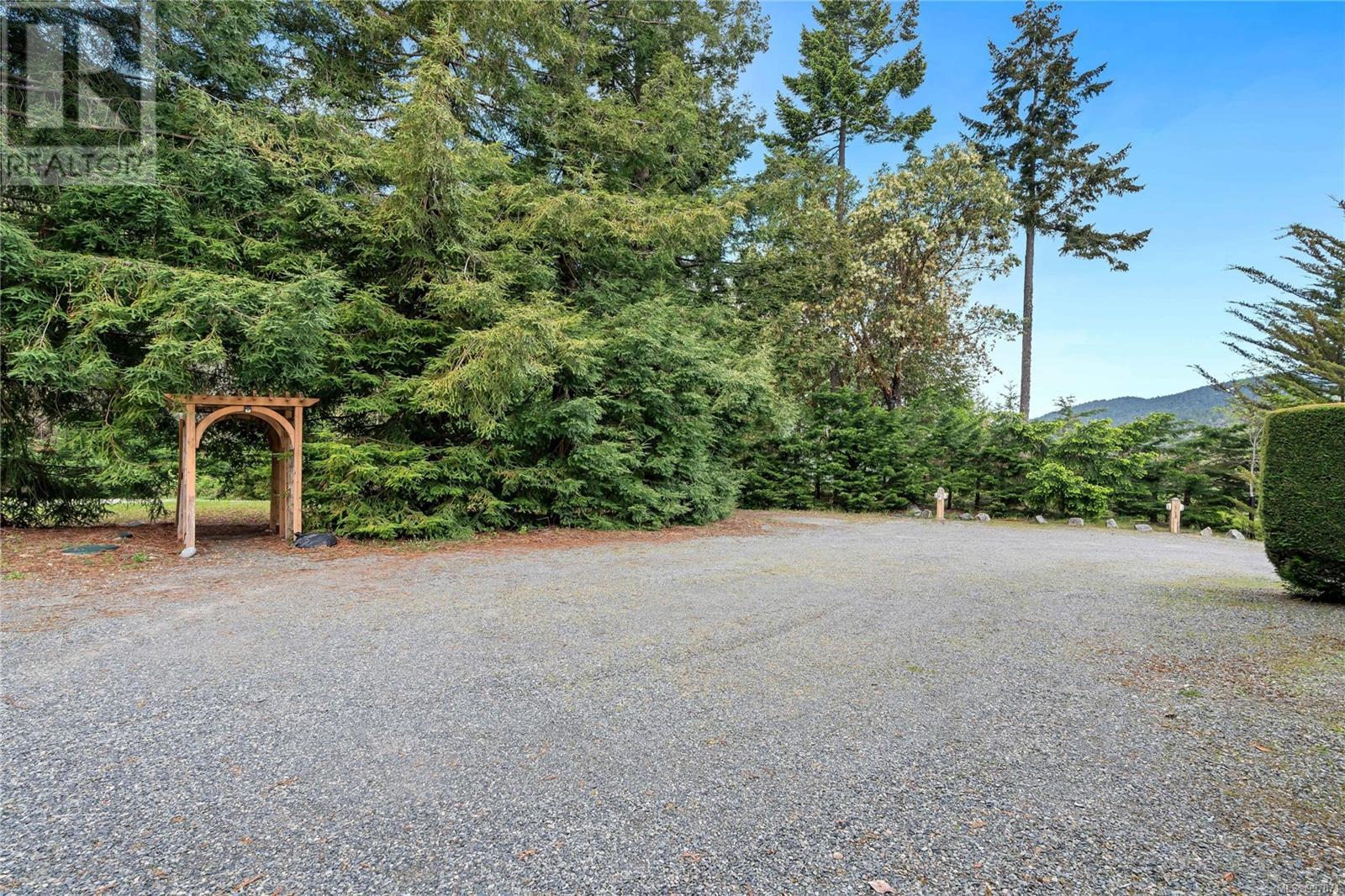  6572 Bird's Eye Drive, Duncan