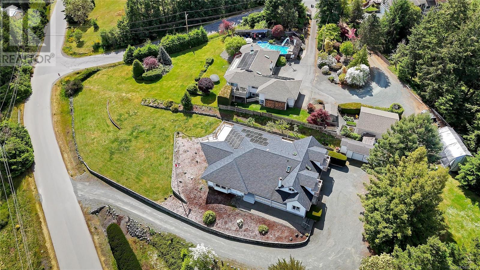  6572 Bird's Eye Drive, Duncan