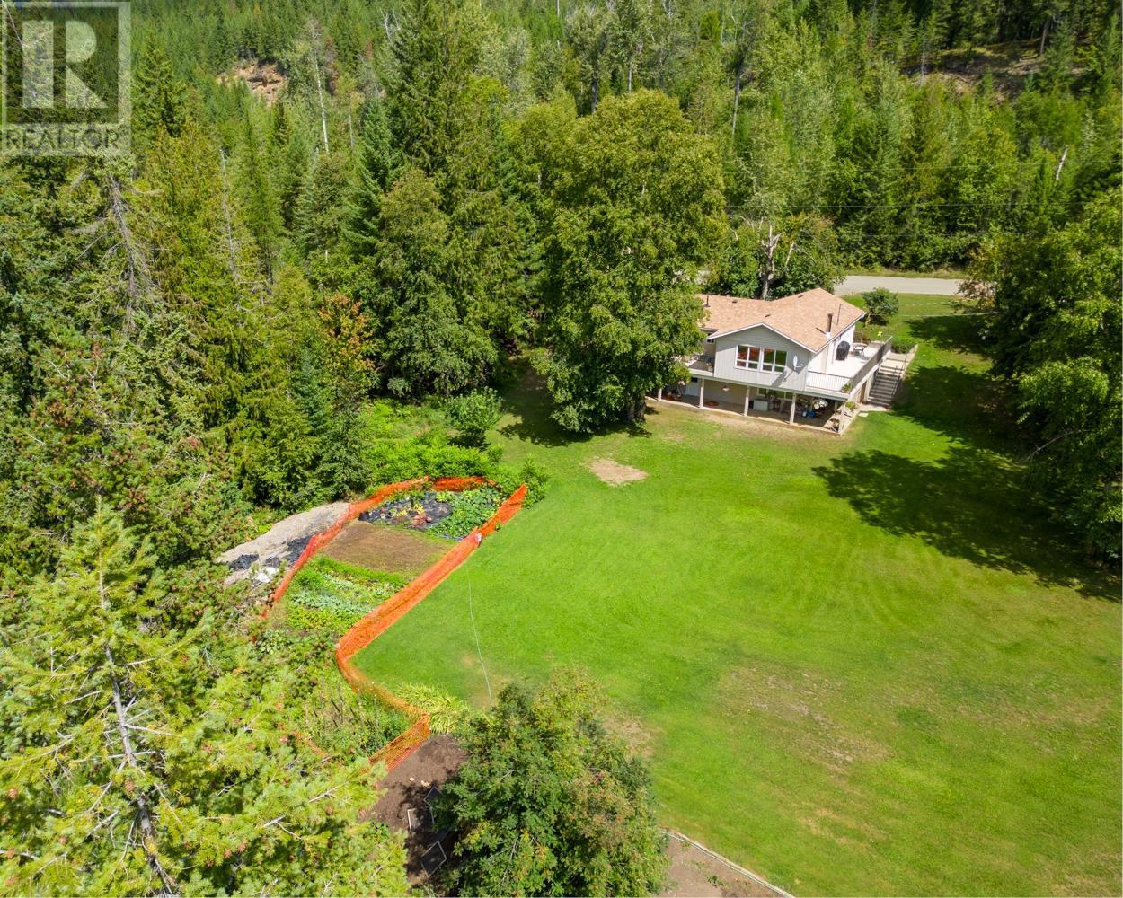 467 MEADOW CREEK Road, Meadow Creek