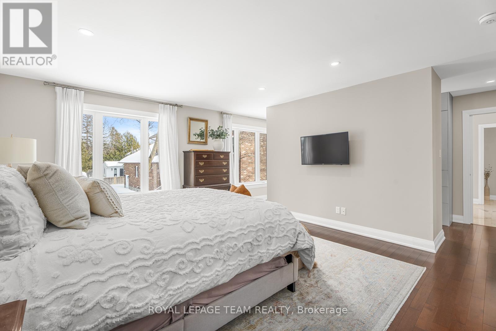 Photo 22 of 83 Birch Avenue, Ottawa ON