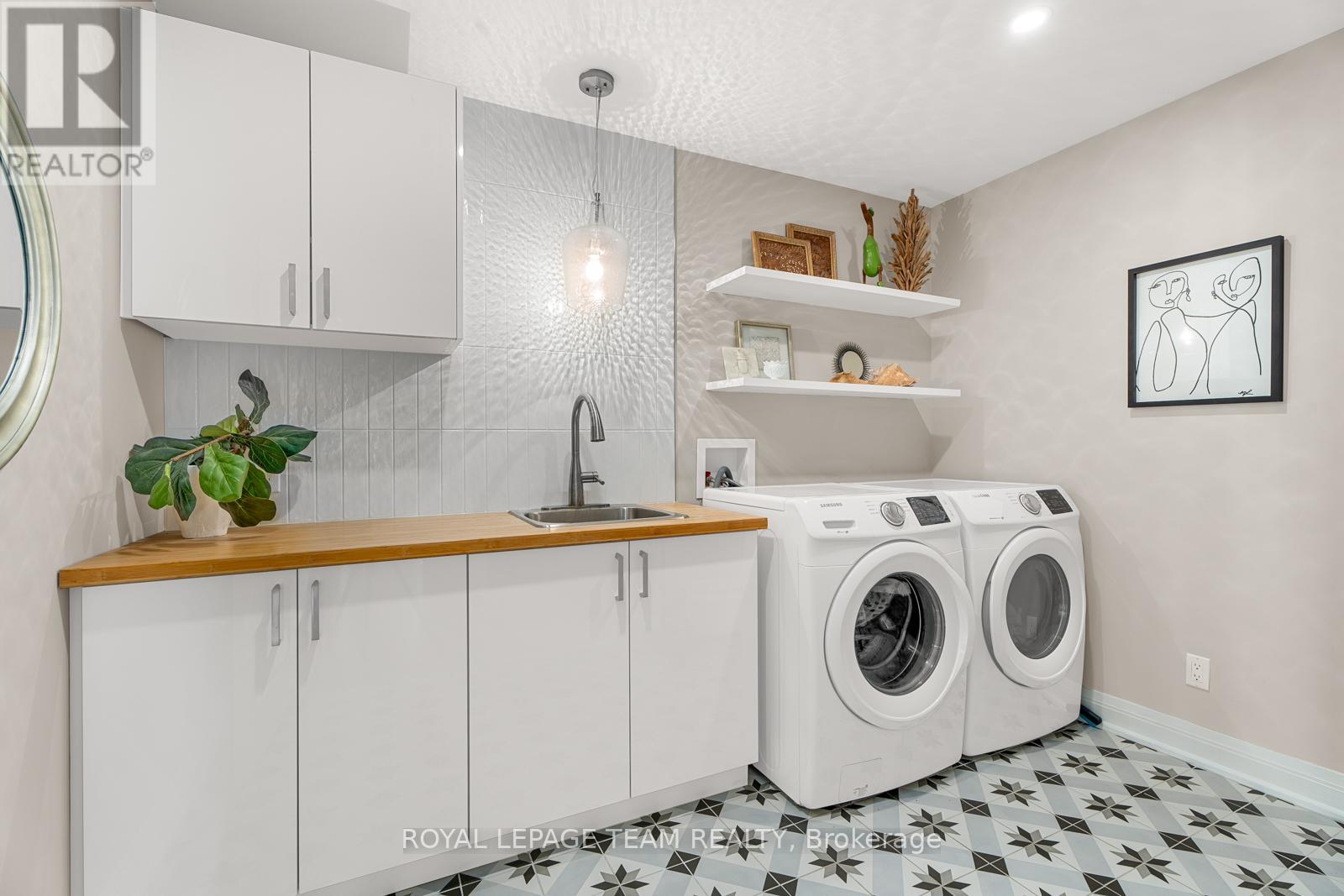 Photo 19 of 83 Birch Avenue, Ottawa ON