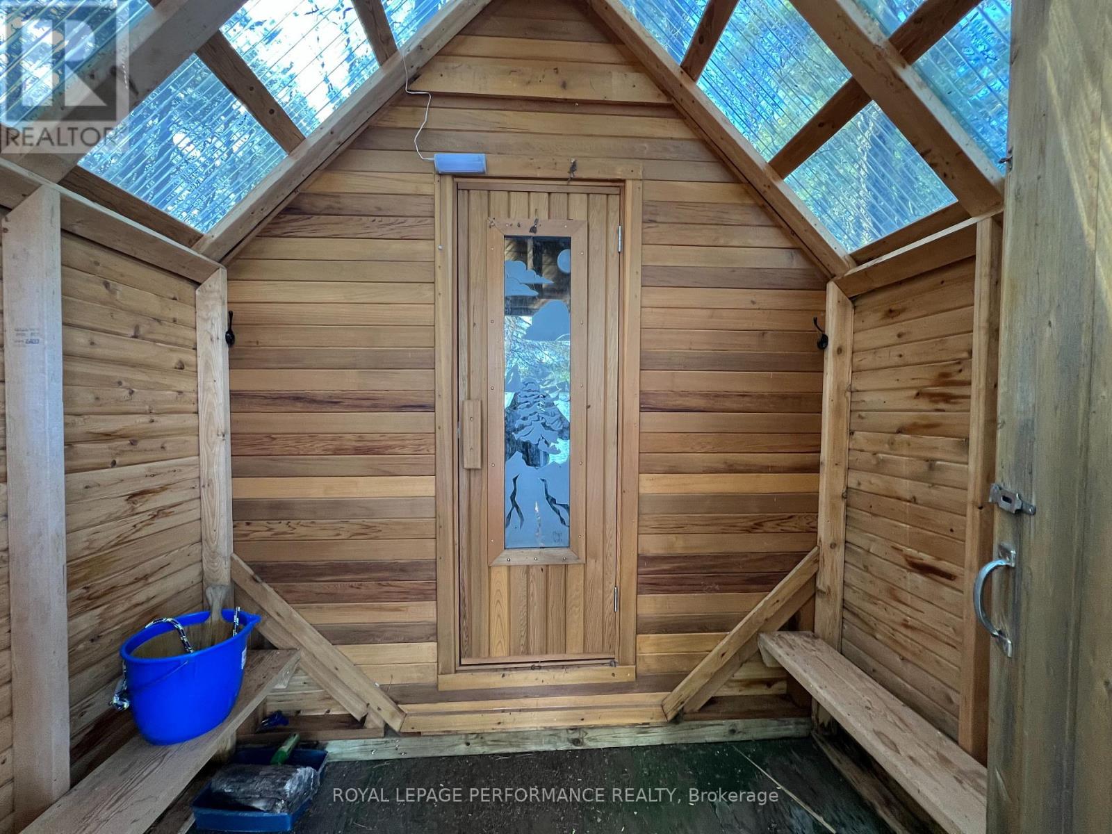 Photo 33 of 319 Bayview Lodge Road, Mcnab Braeside ON