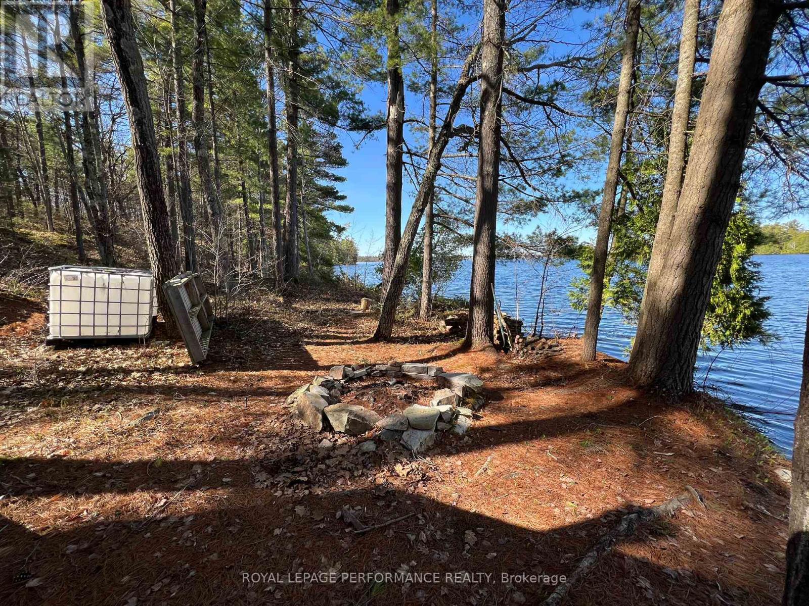 Photo 35 of 319 Bayview Lodge Road, Mcnab Braeside ON