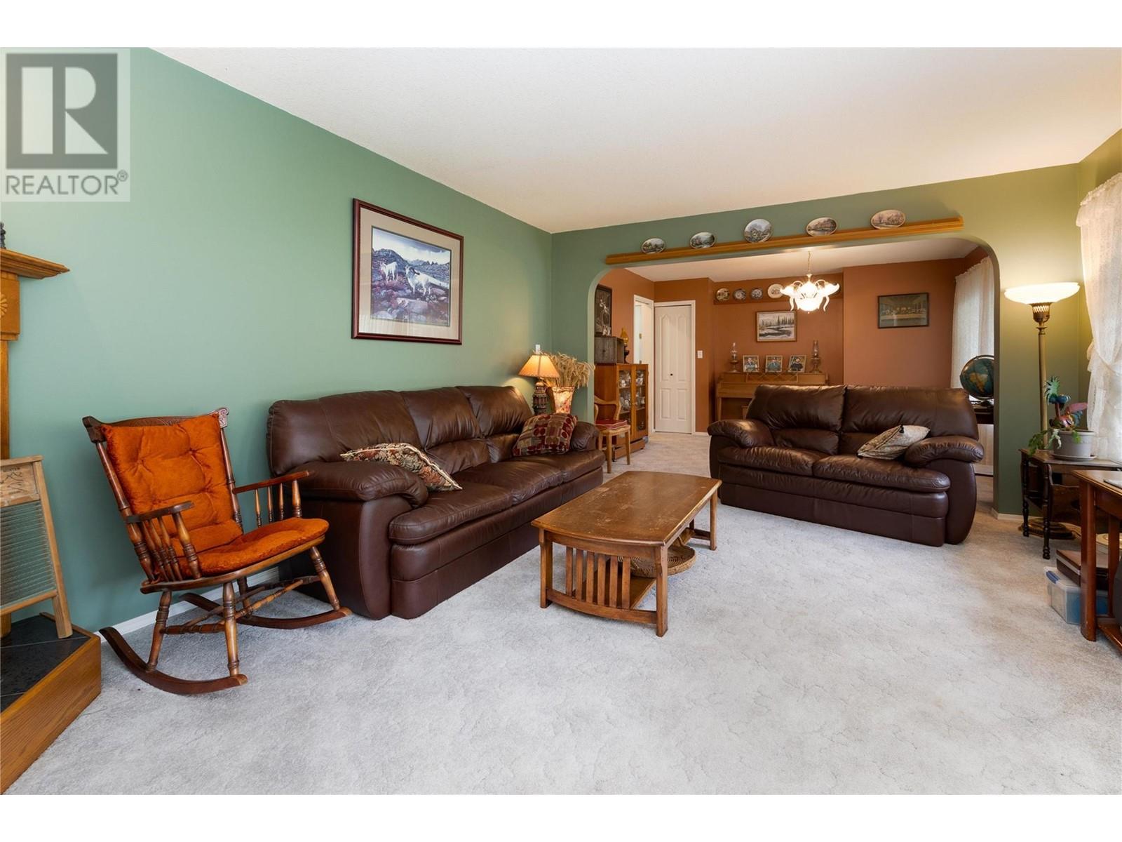 2240 97B Highway Southeast, Salmon Arm
