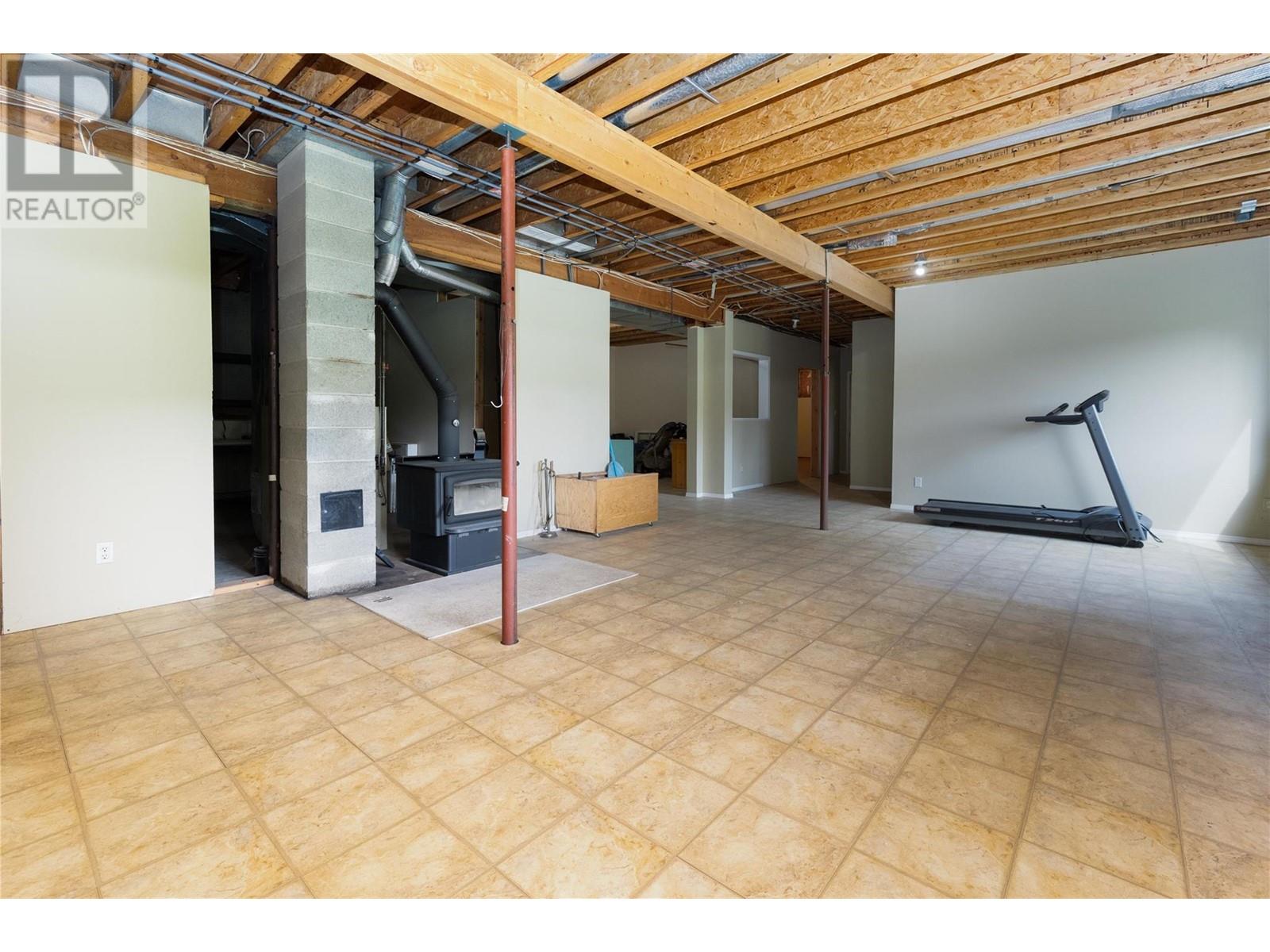  2240 97B Highway Southeast, Salmon Arm