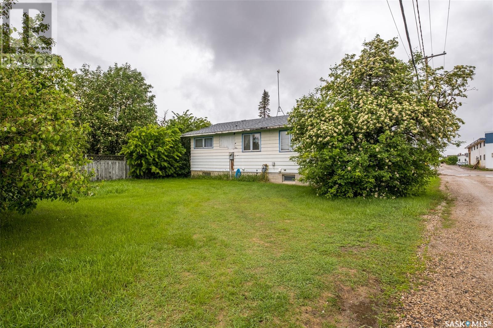 Photo 23 of 101 2nd Avenue W, Shellbrook SK