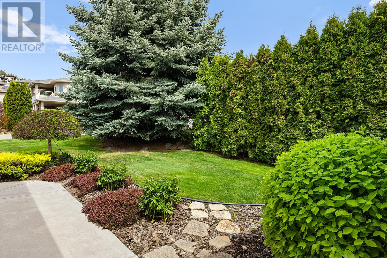  1619 Wilmot Court, Kelowna