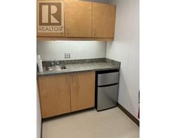 310 9900 100 Avenue, Fort St  John, BC V1J1Y5 Photo 11
