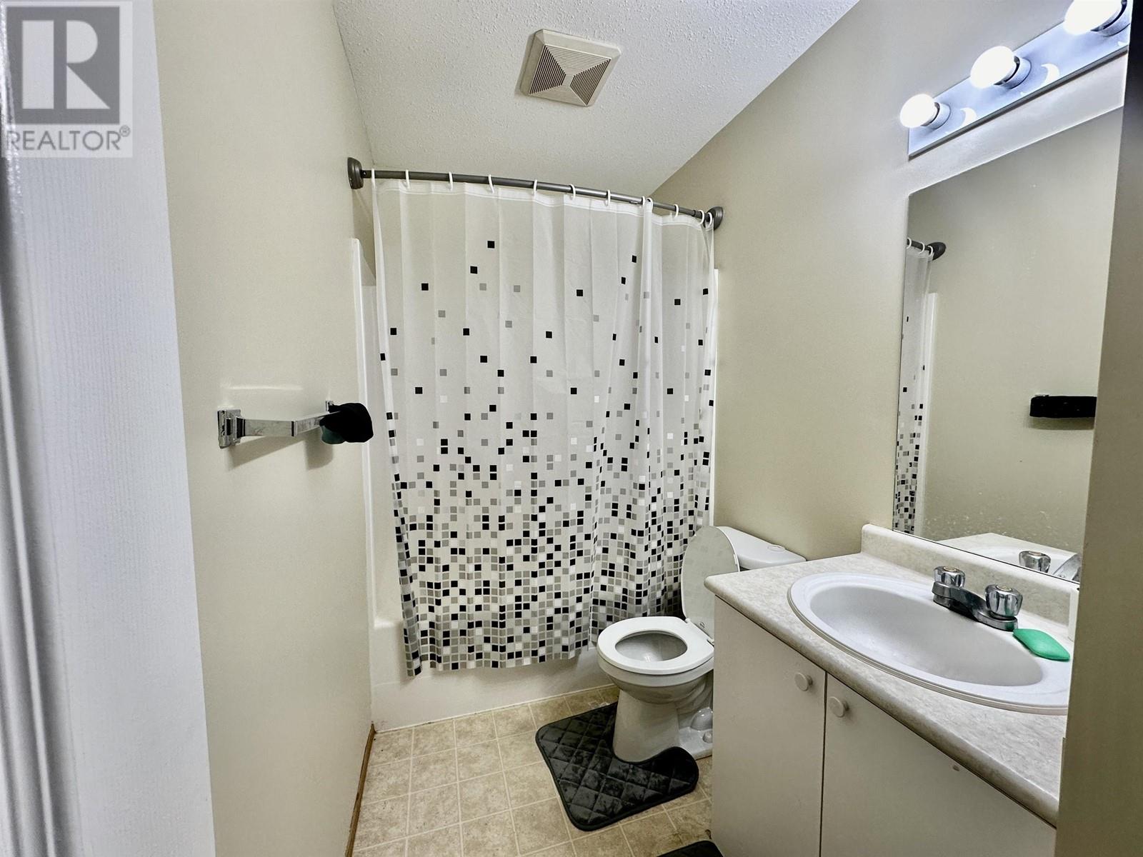 Photo 11 of 106 8328 92 Avenue, Fort St John BC