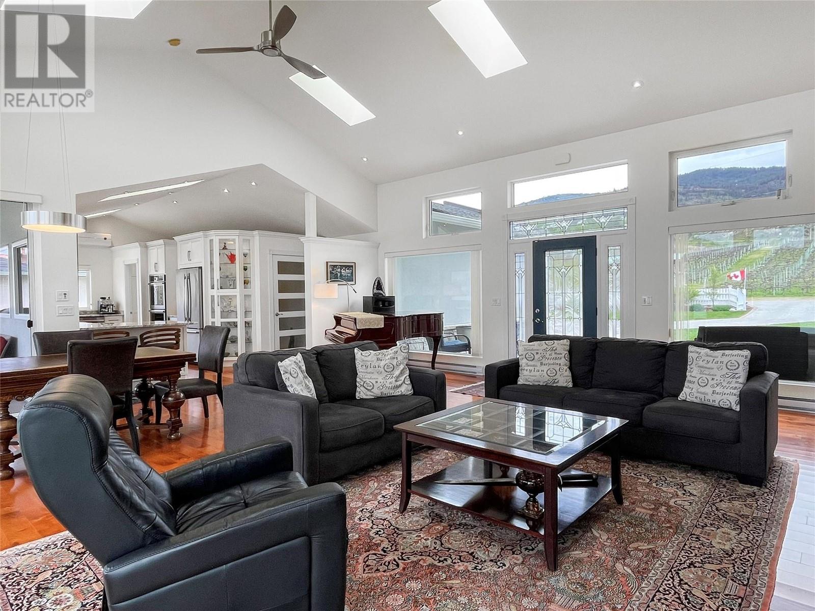 18205 87th Street, Osoyoos