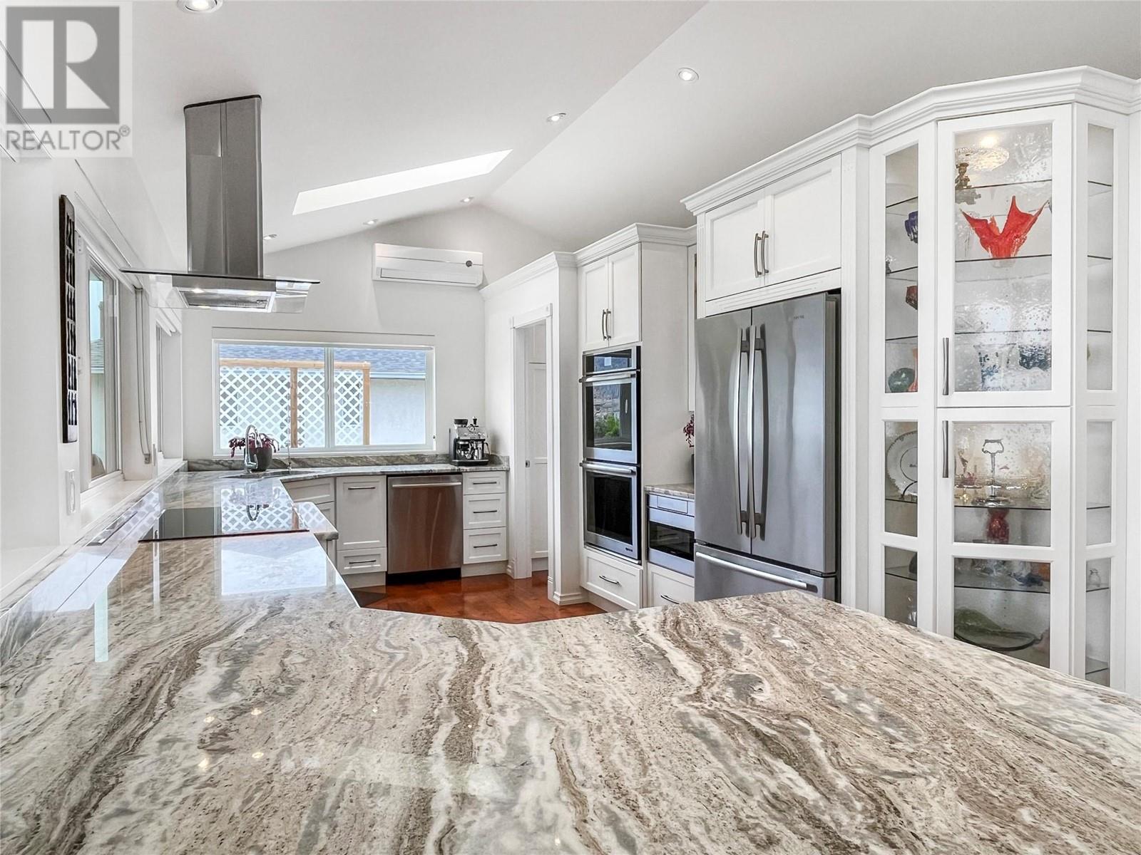 18205 87th Street, Osoyoos
