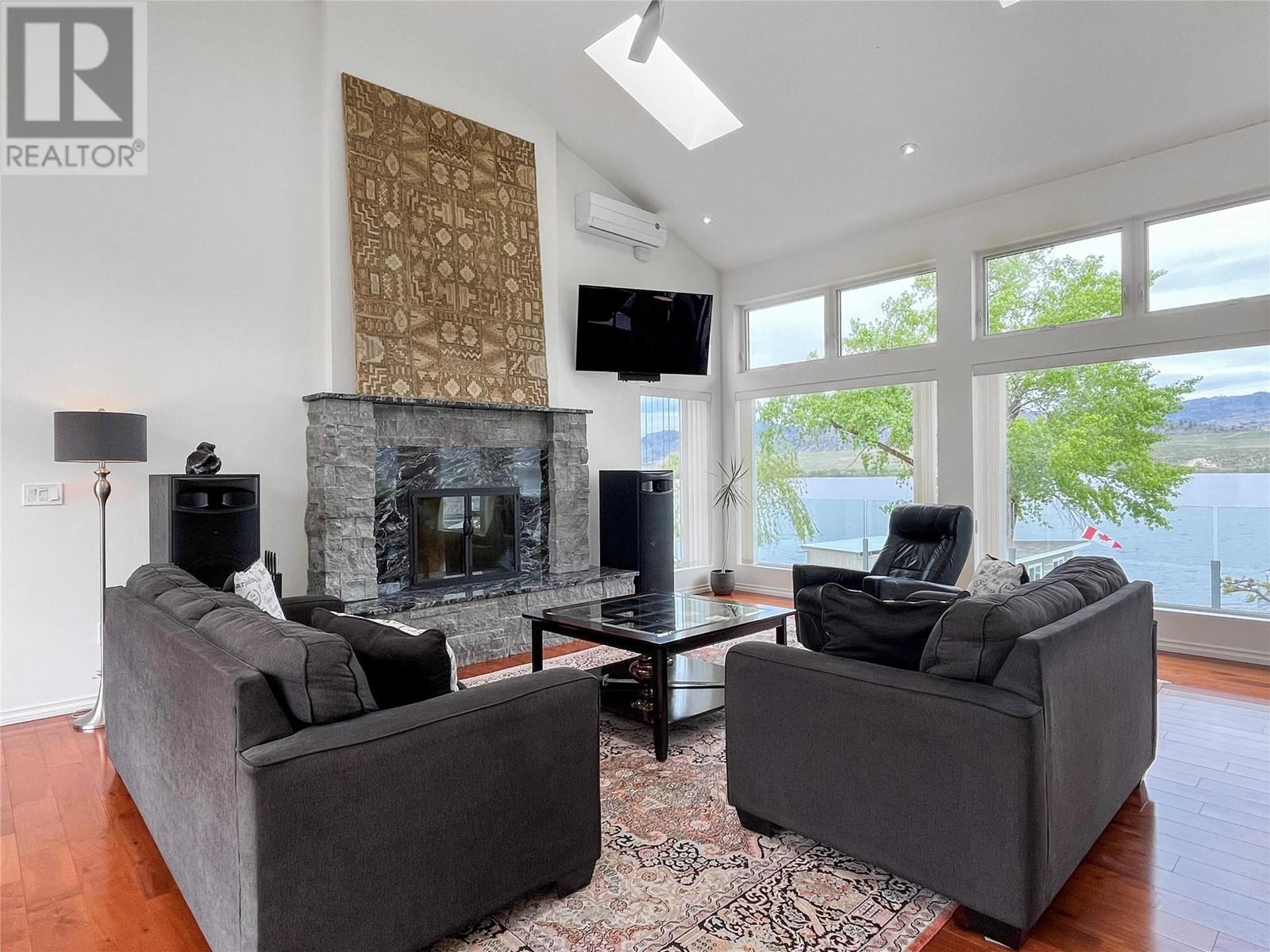 18205 87th Street, Osoyoos