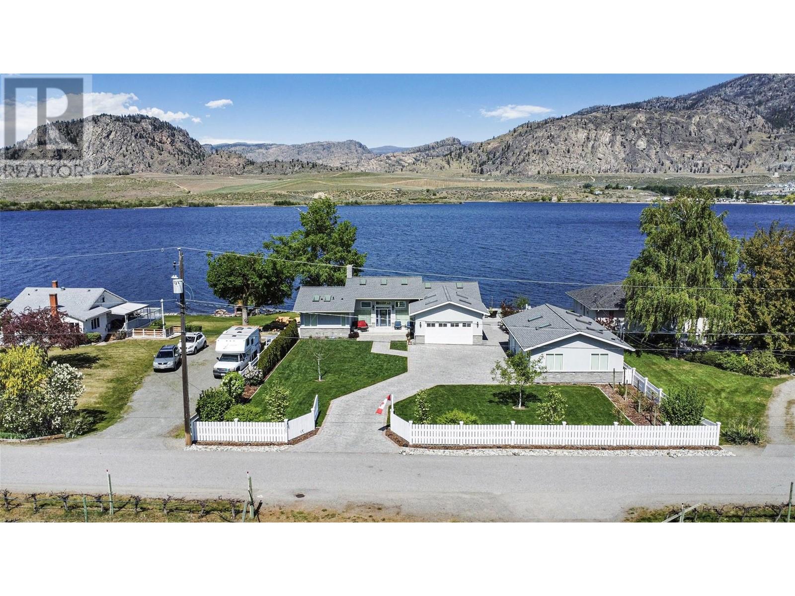 18205 87th Street, Osoyoos