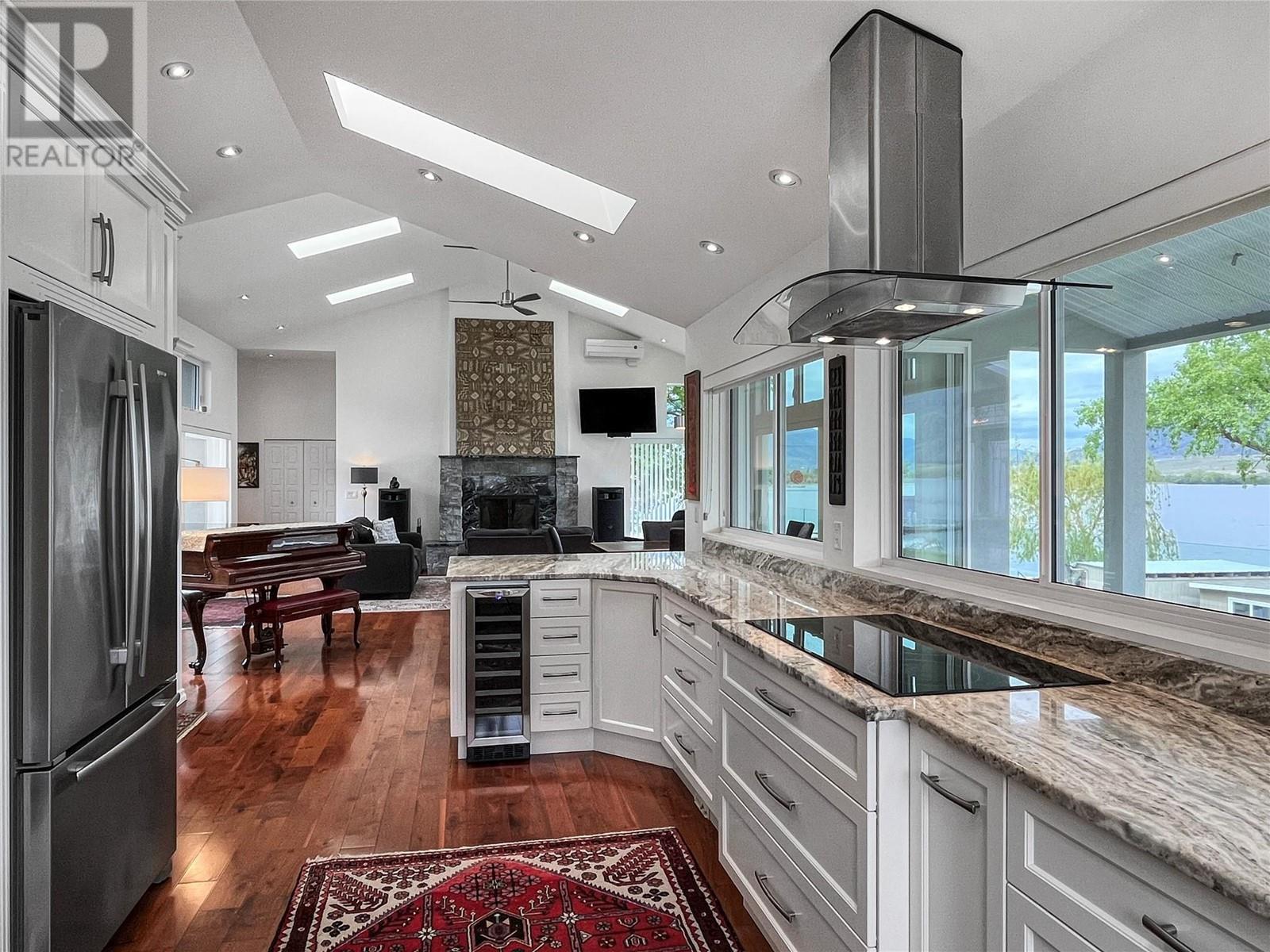 18205 87th Street, Osoyoos