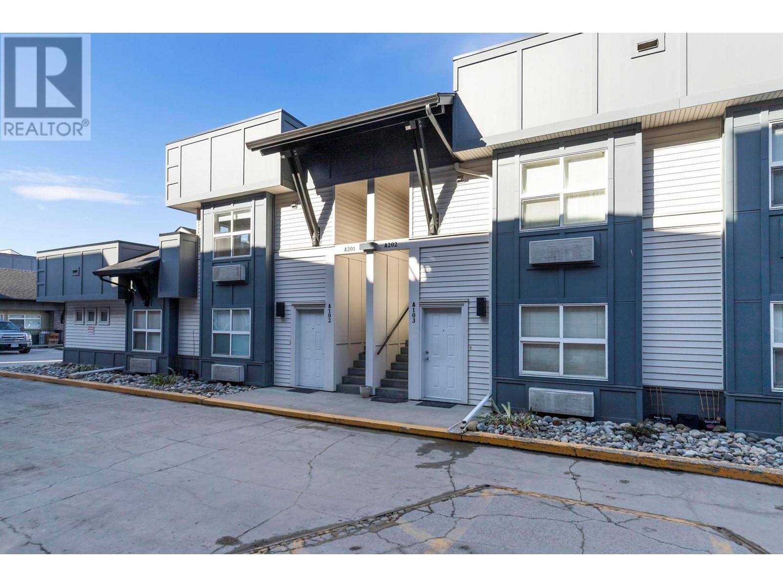 201A 1475 Glenmore Road North, Kelowna