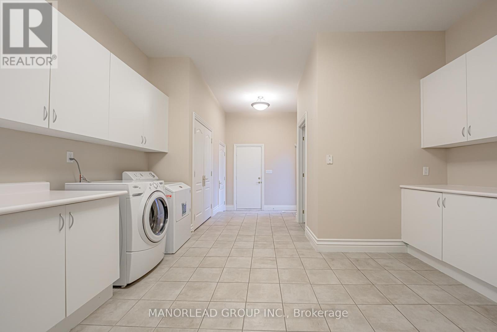 Photo 13 of 87 Arnold Avenue, Vaughan ON