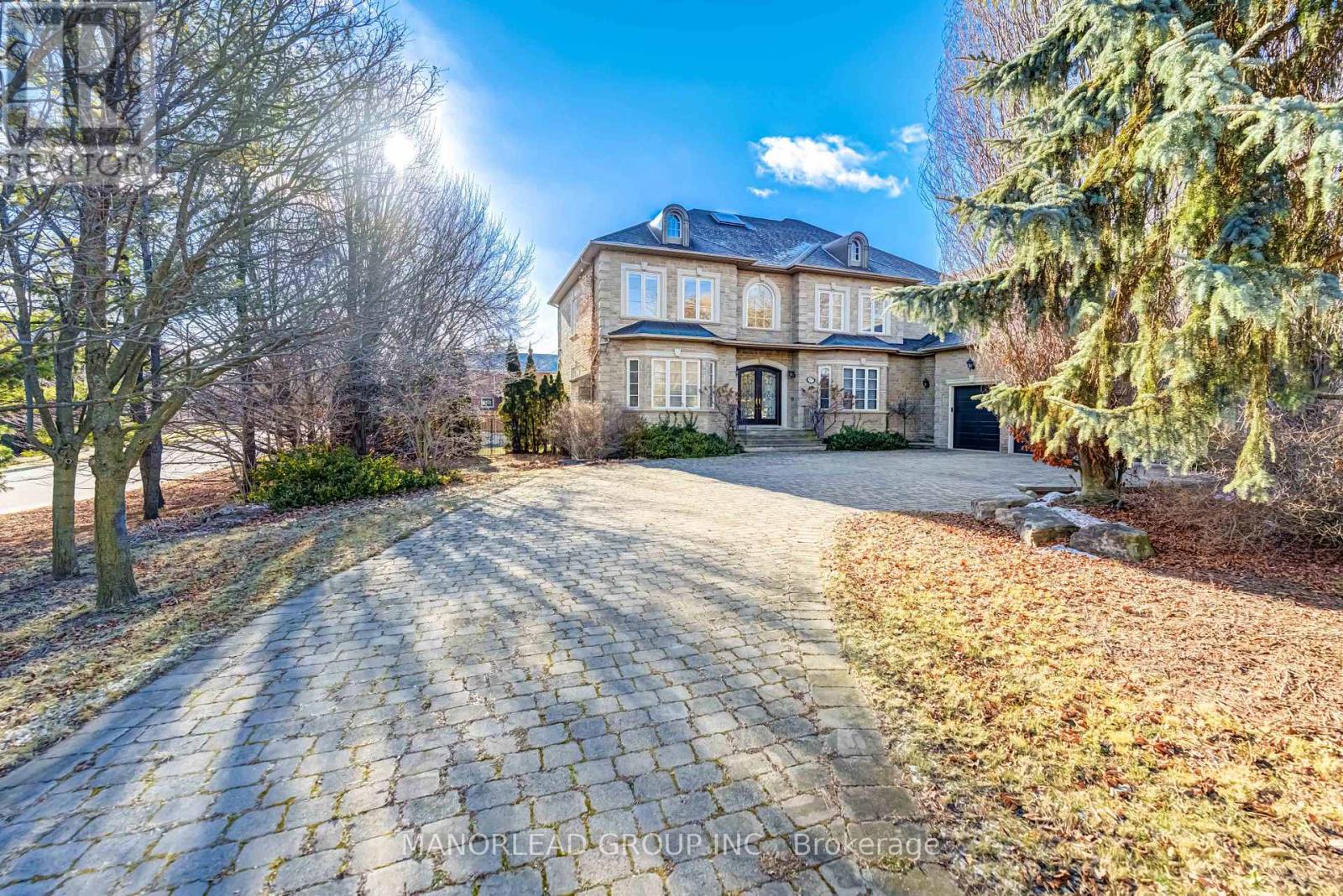 Photo 22 of 87 Arnold Avenue, Vaughan ON