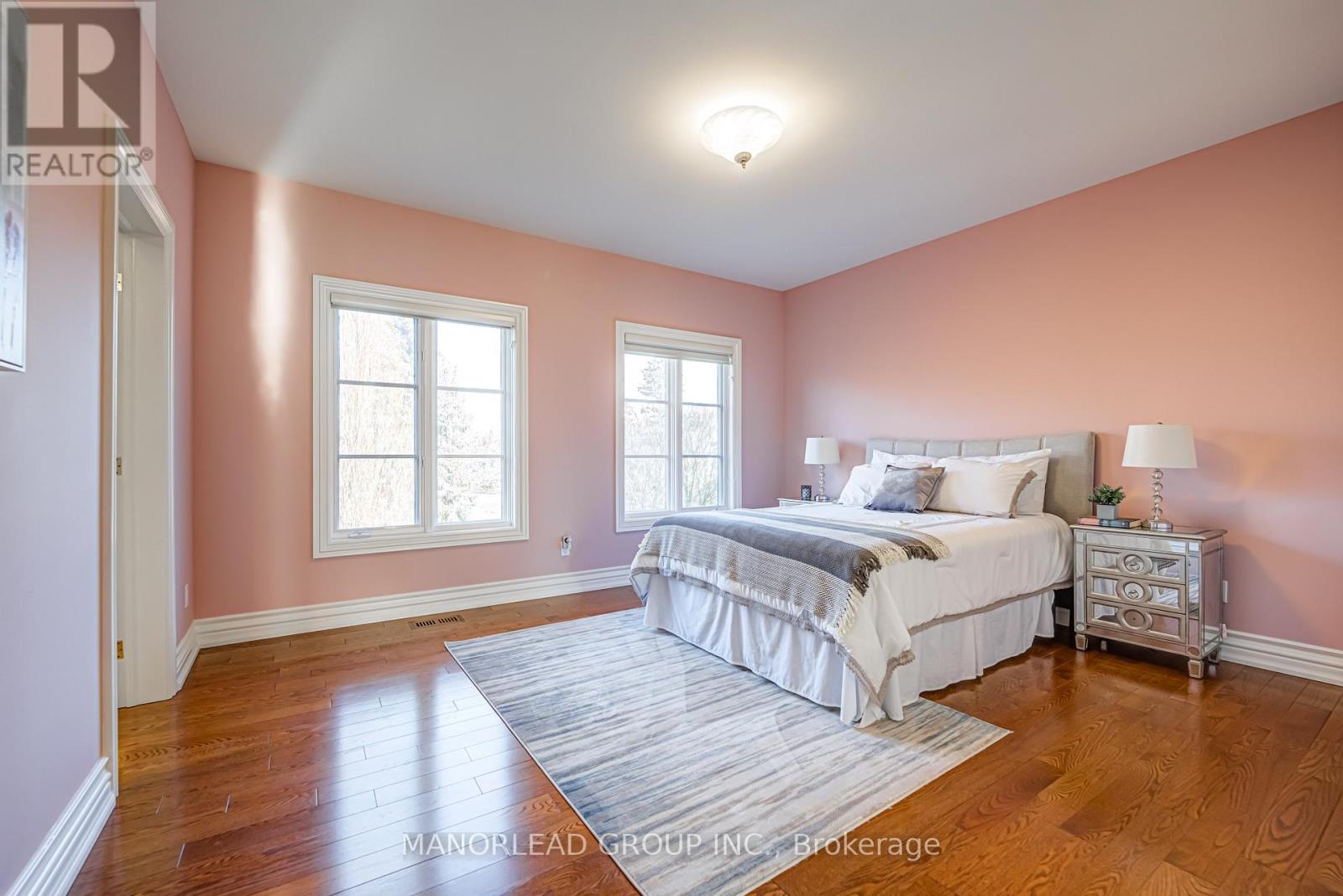 Photo 19 of 87 Arnold Avenue, Vaughan ON