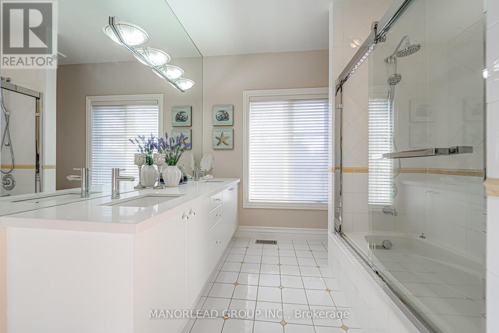Photo 28 of 87 Arnold Avenue, Vaughan ON