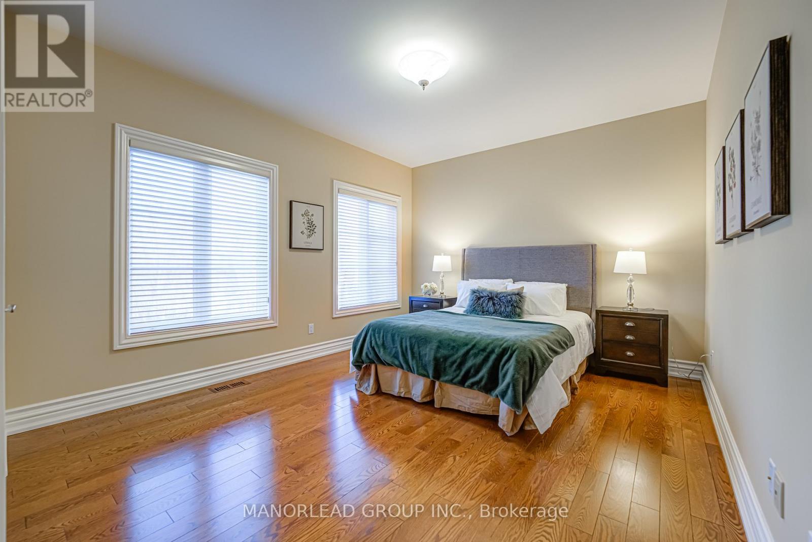Photo 30 of 87 Arnold Avenue, Vaughan ON