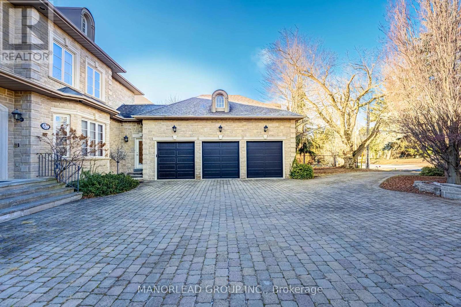 Photo 39 of 87 Arnold Avenue, Vaughan ON