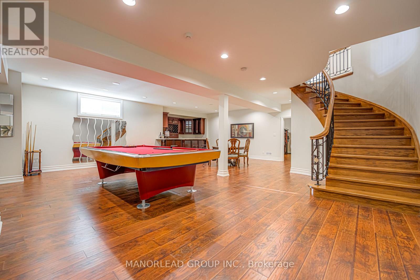Photo 7 of 87 Arnold Avenue, Vaughan ON