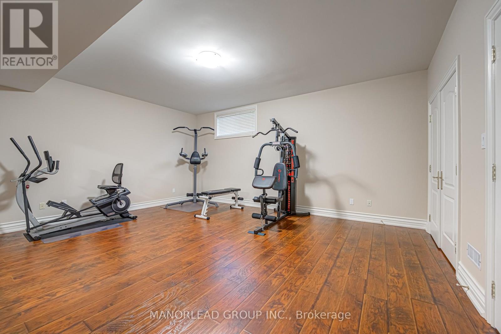 Photo 35 of 87 Arnold Avenue, Vaughan ON