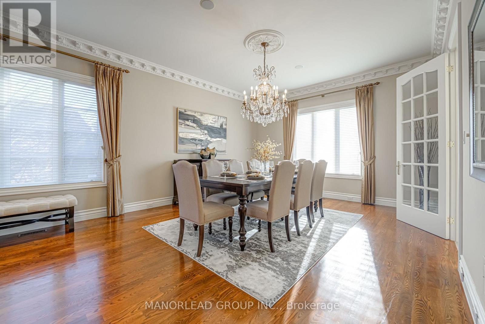 Photo 2 of 87 Arnold Avenue, Vaughan ON