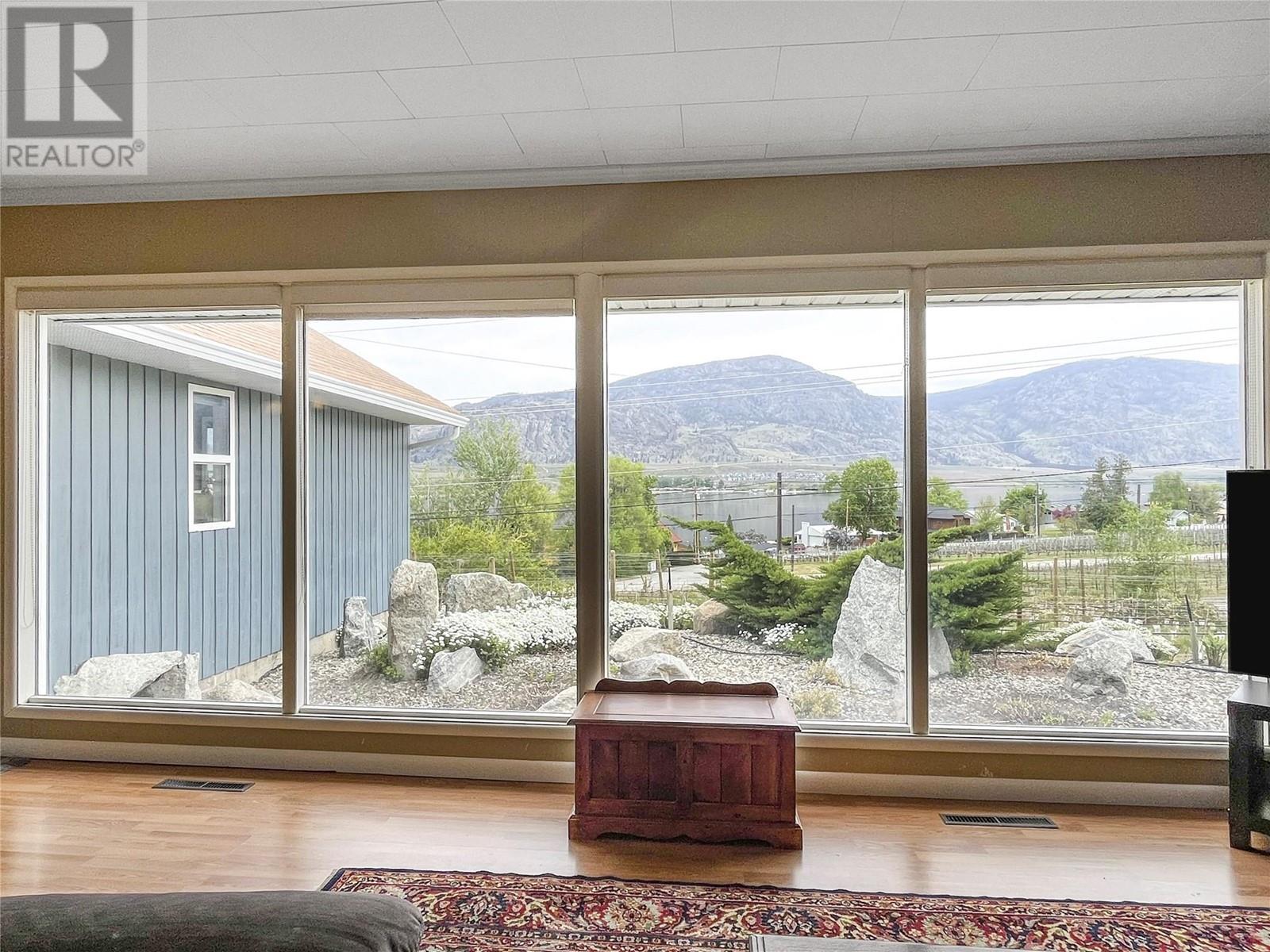 18606 Highway 97, Osoyoos