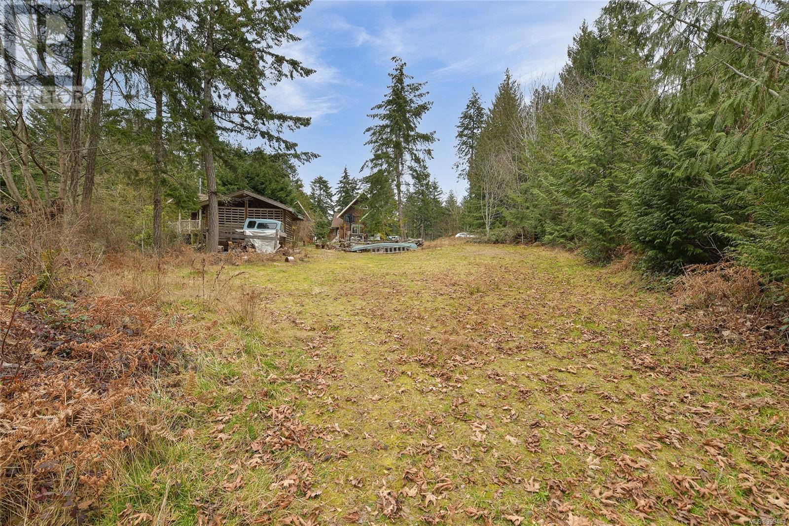  300 BONSAI Place, Qualicum Beach