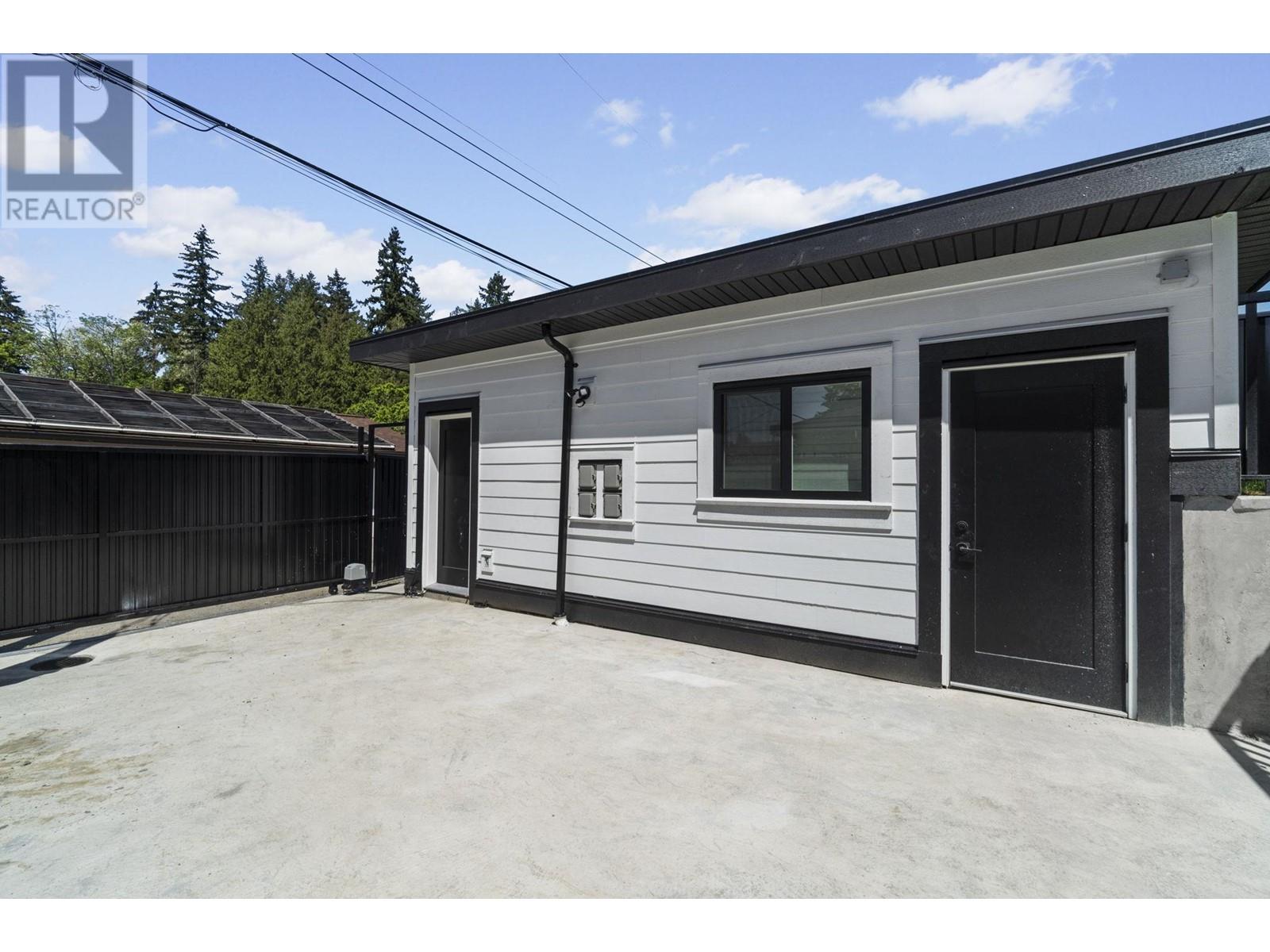 8073 18TH AVENUE, Burnaby real estate listing R2998739
