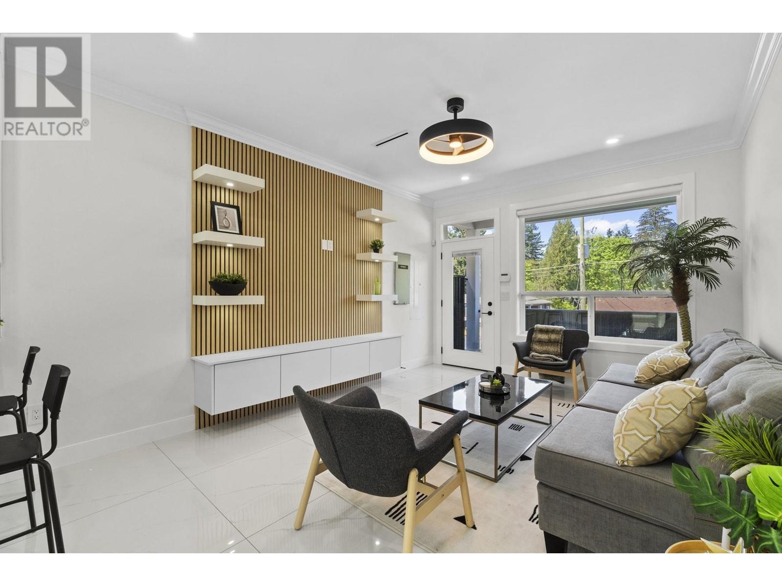 8073 18TH AVENUE, Burnaby real estate listing R2998739