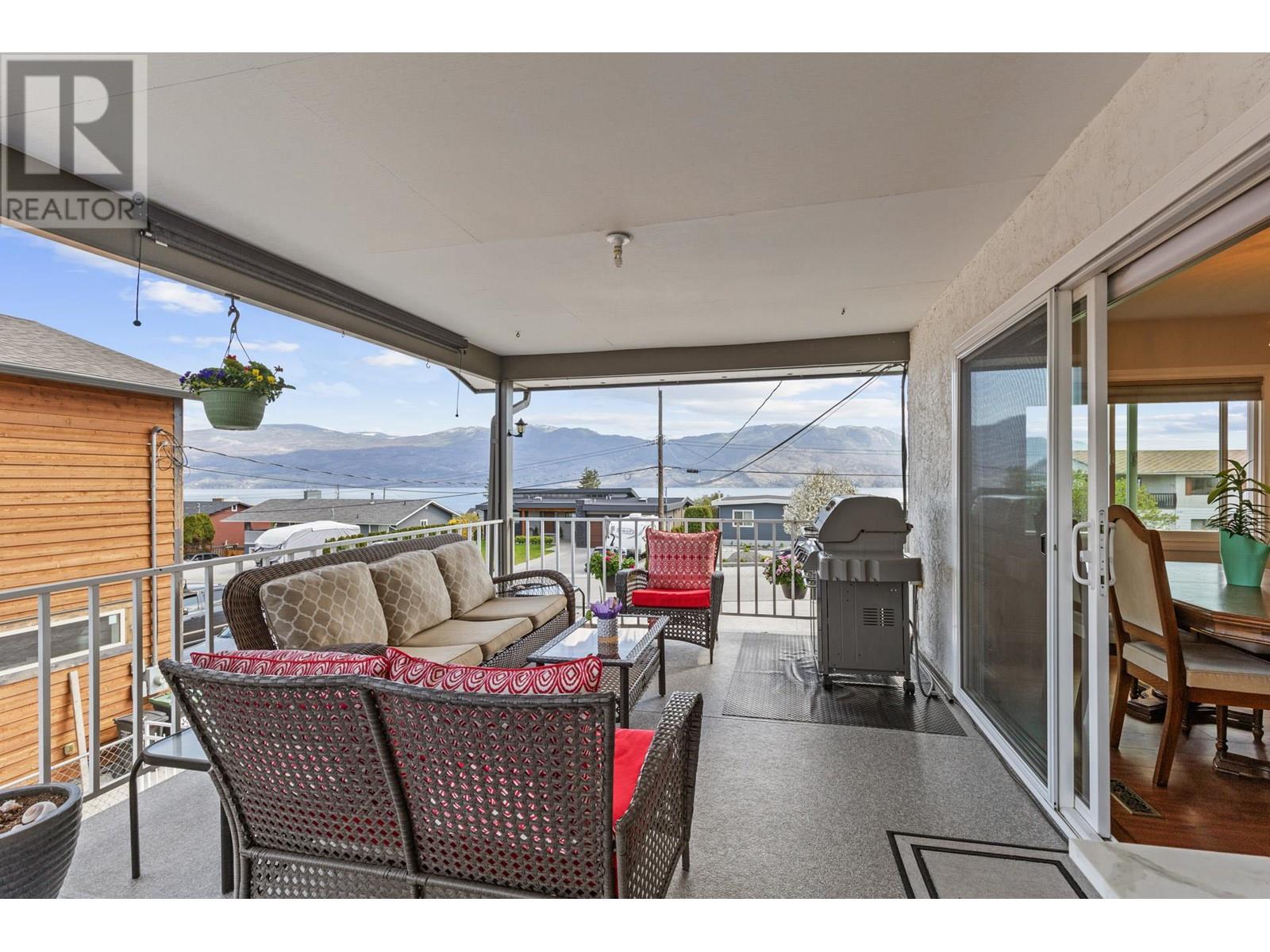  2138 Witt Road, West Kelowna