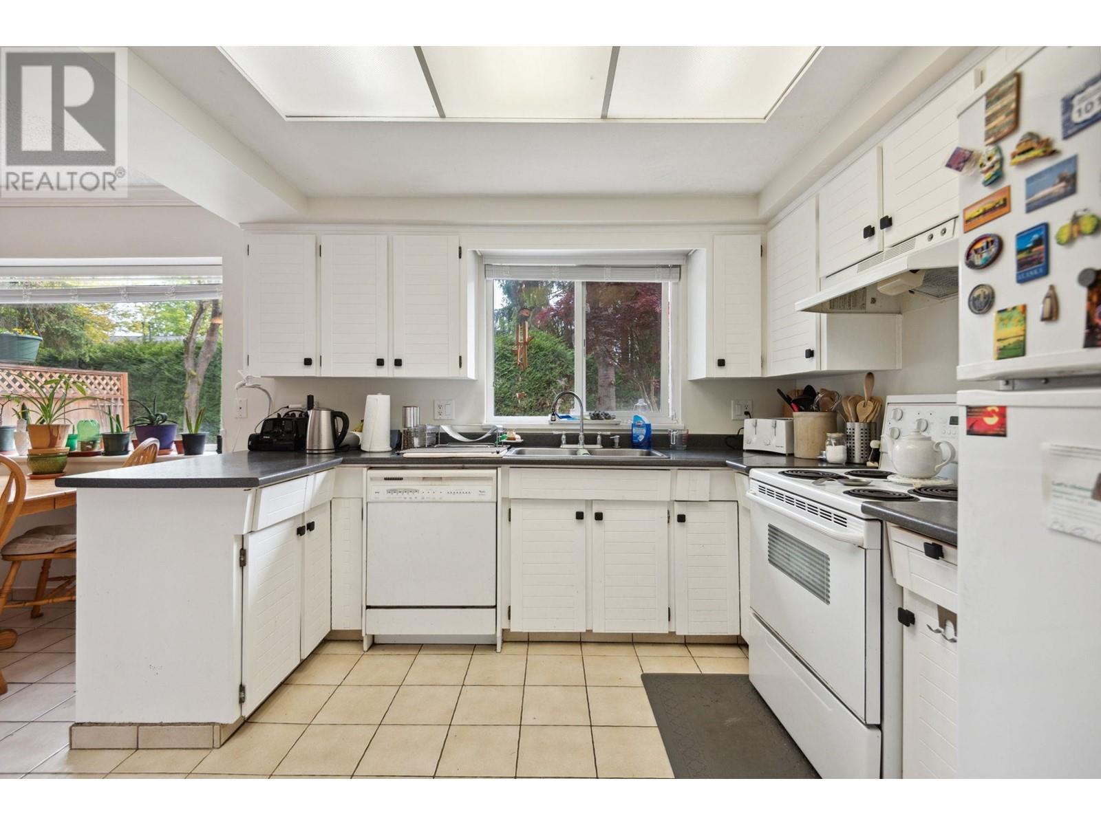 4300 STEVESTON Highway, Richmond
