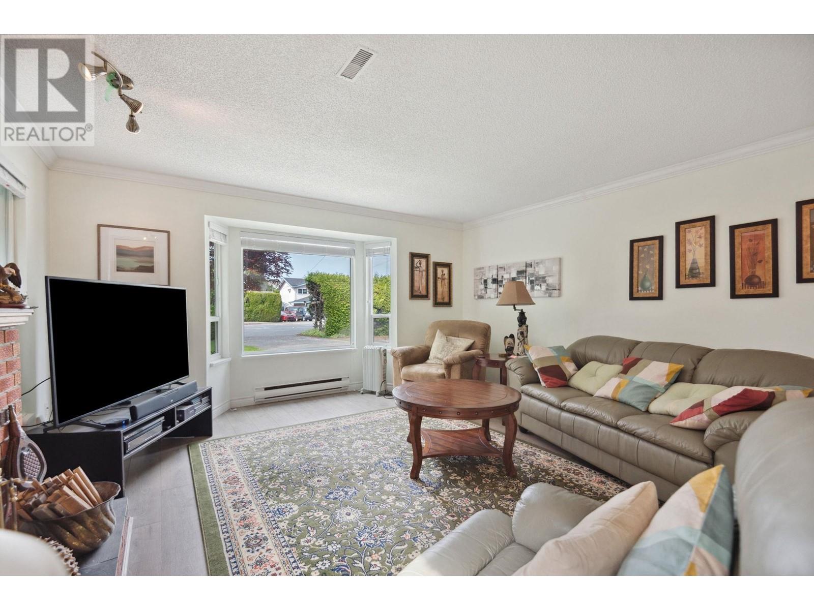 4300 STEVESTON Highway, Richmond