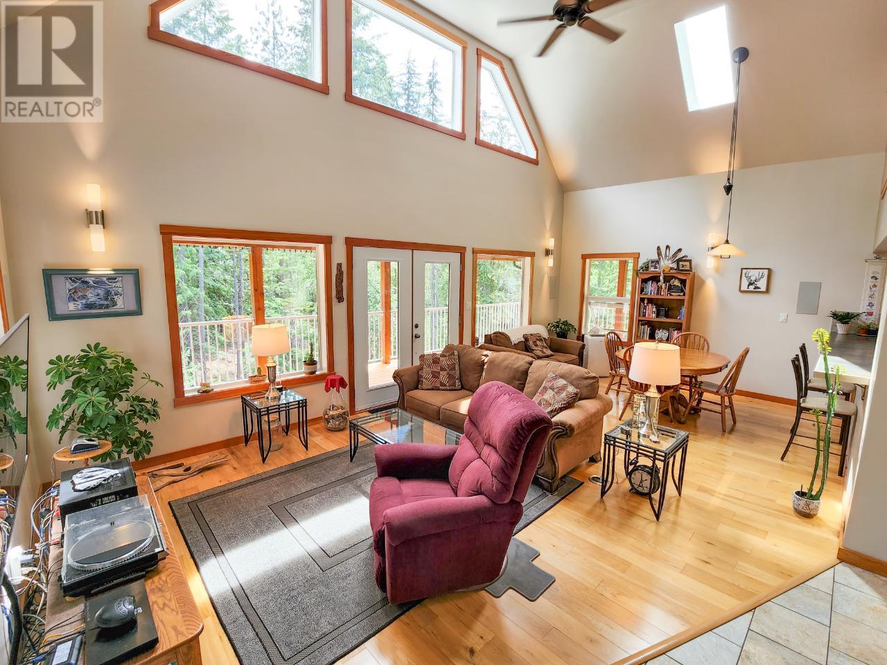 4351 POPLAR RIDGE Road, Krestova