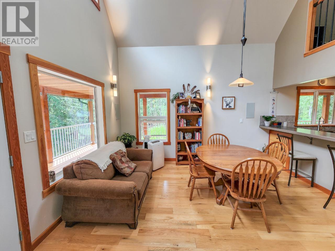 4351 POPLAR RIDGE Road, Krestova