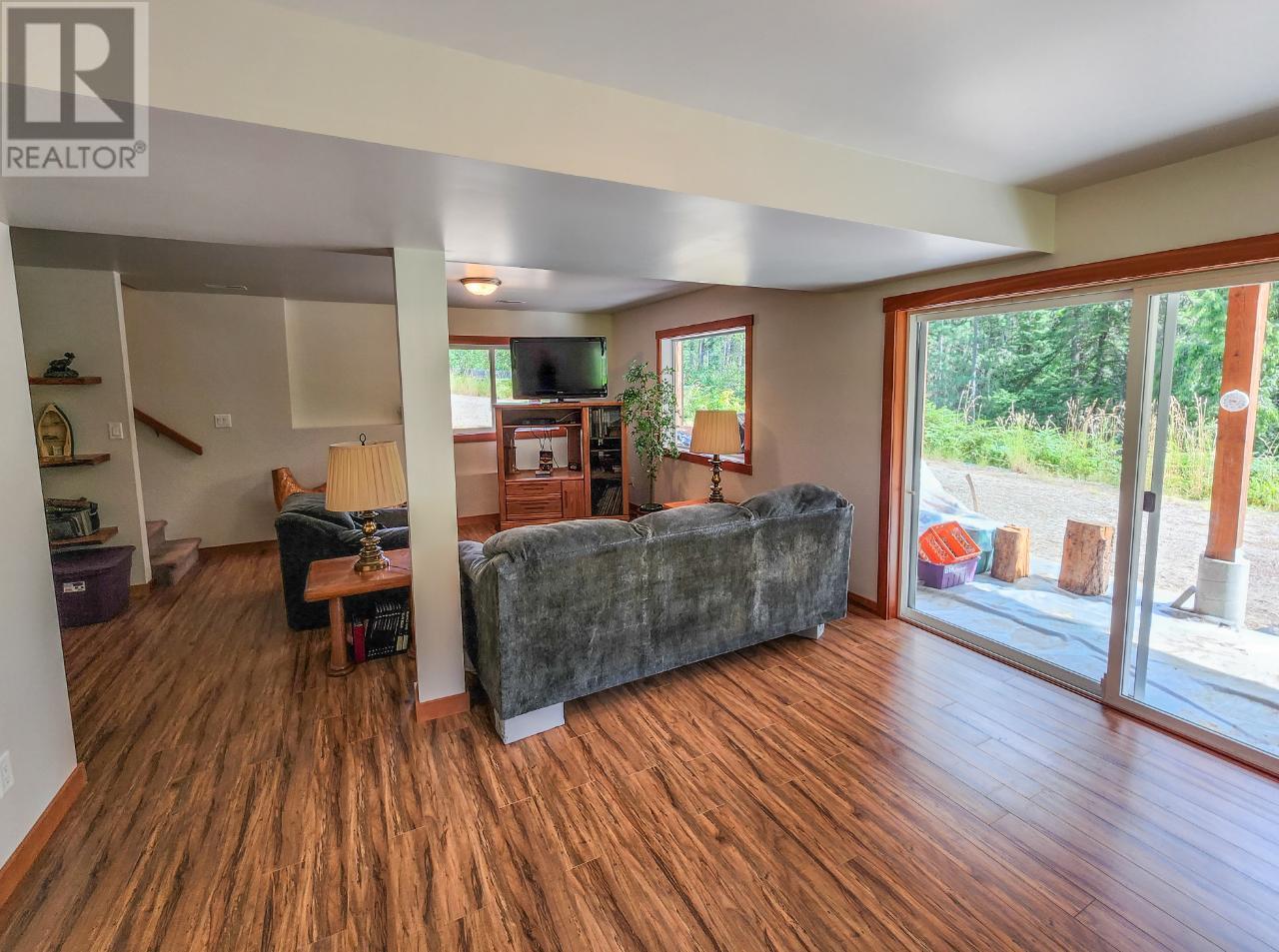 4351 POPLAR RIDGE Road, Krestova