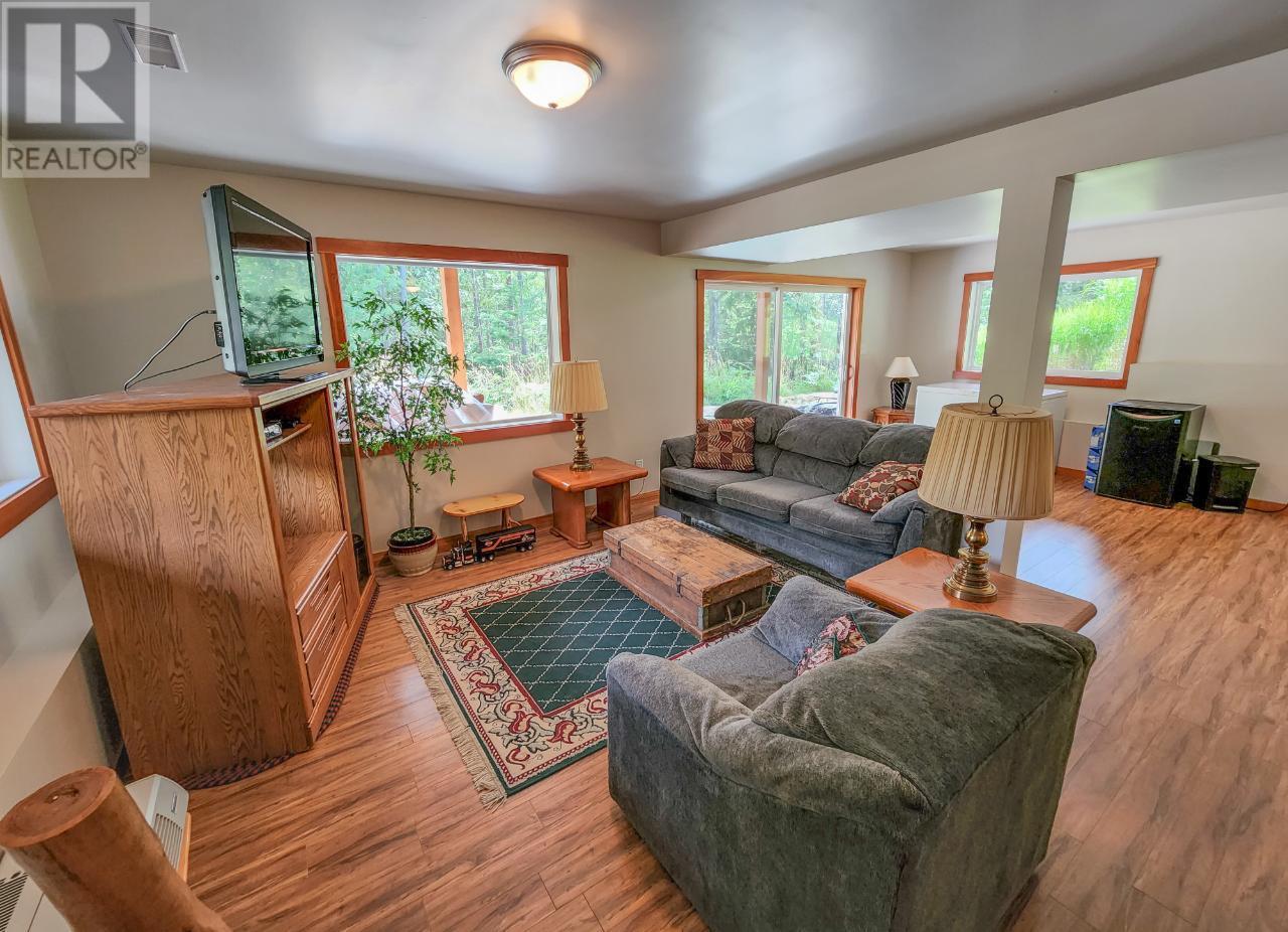 4351 POPLAR RIDGE Road, Krestova