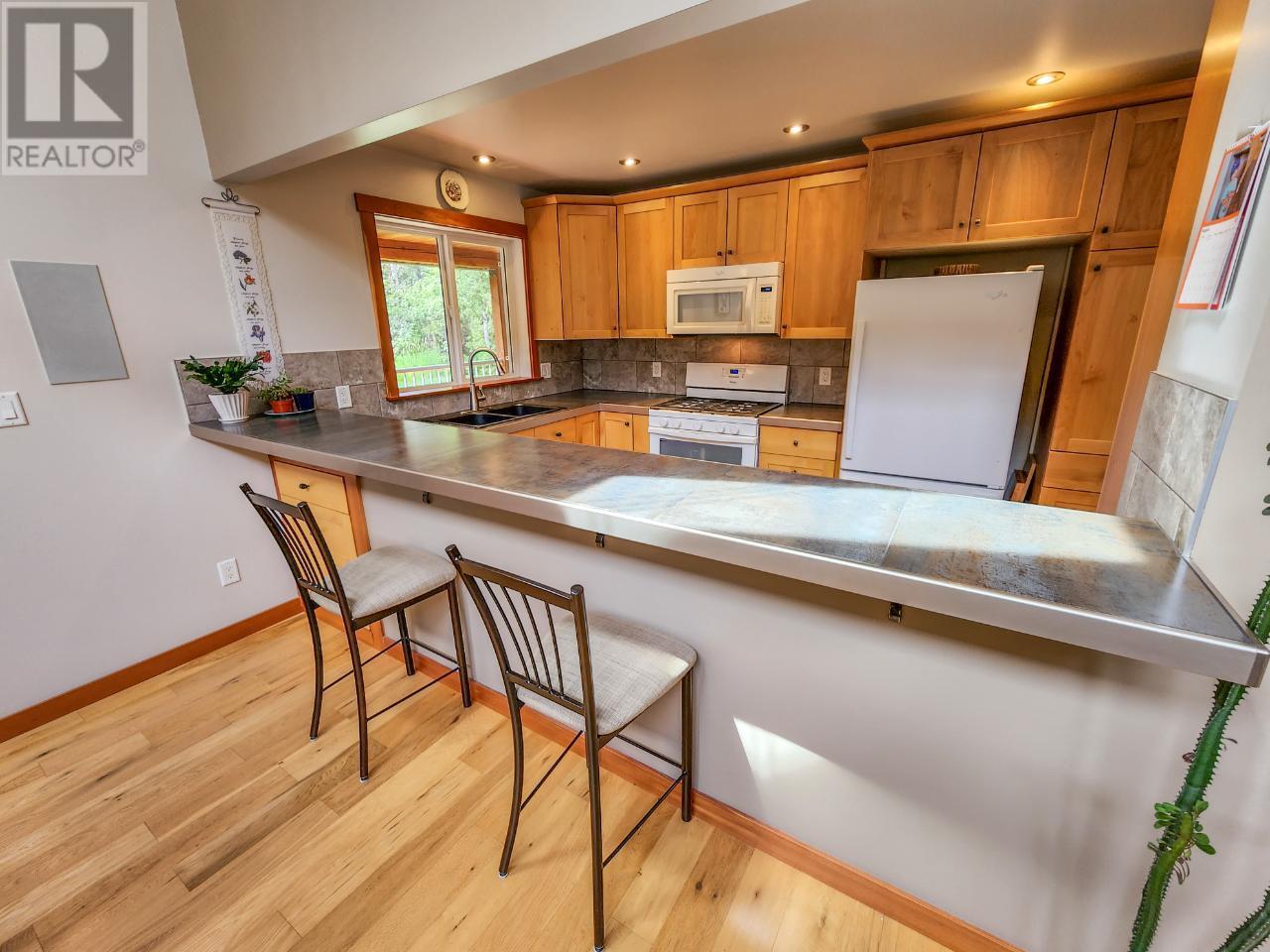 4351 POPLAR RIDGE Road, Krestova