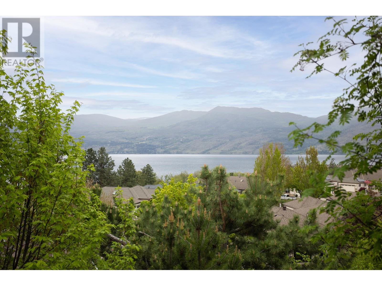 233 4074 Gellatly Road, West Kelowna