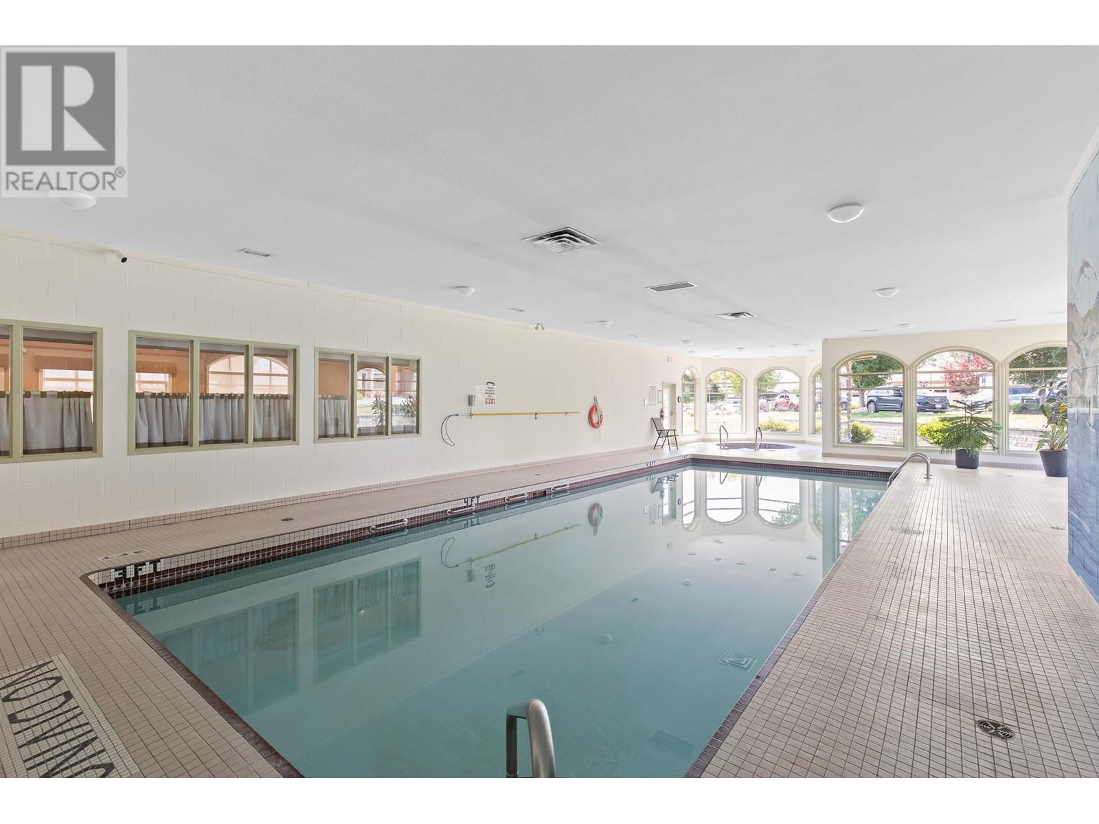 233 4074 Gellatly Road, West Kelowna