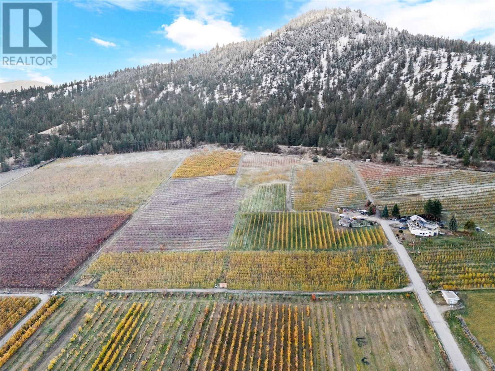  9827 Gillard Avenue, Summerland
