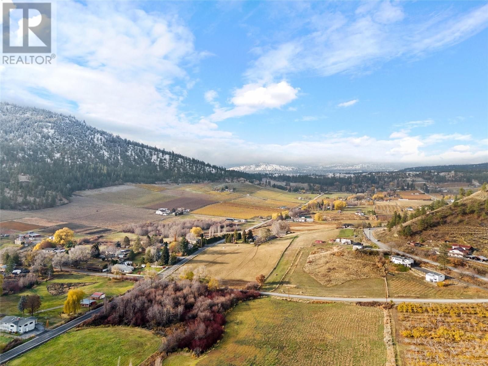  9827 Gillard Avenue, Summerland