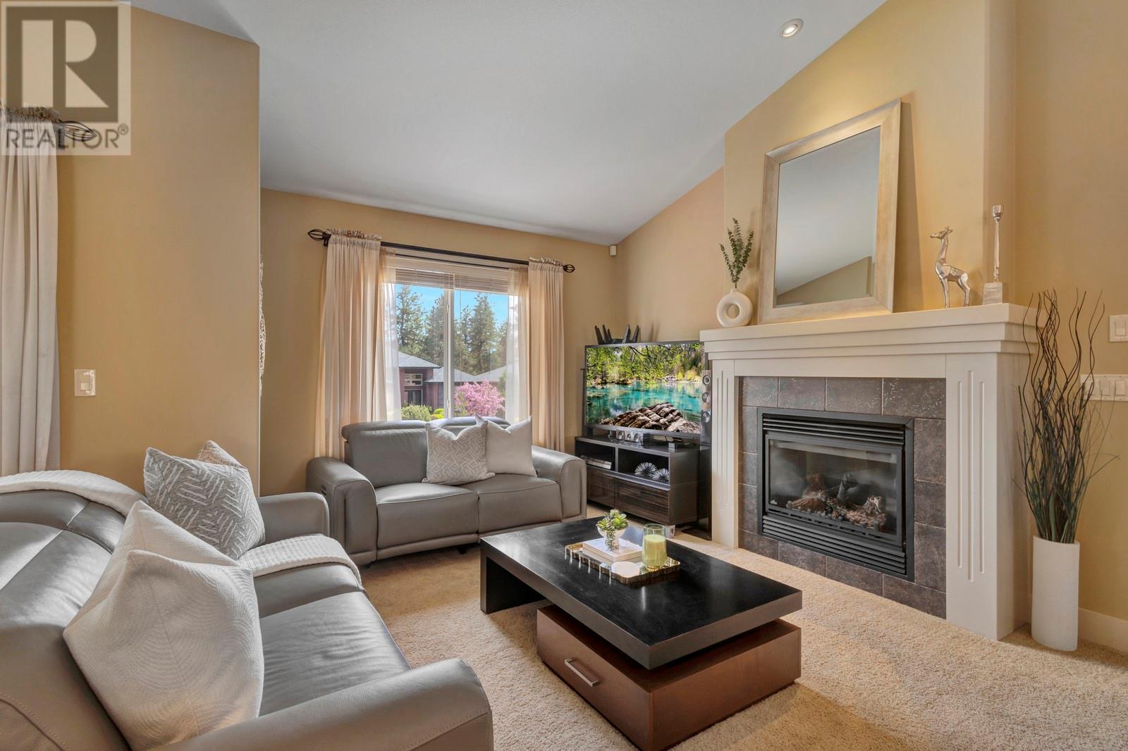  2418 Cobblestone Road, West Kelowna